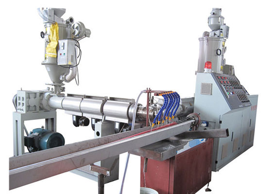 tubulação plástica da mangueira espiral flexível de 380V 10T que faz a máquina