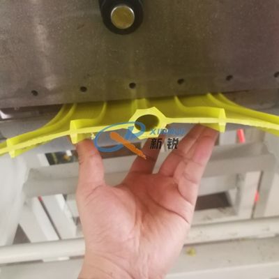 telhas plásticas macias do PVC de 150kg/H 400mm que fazem a máquina