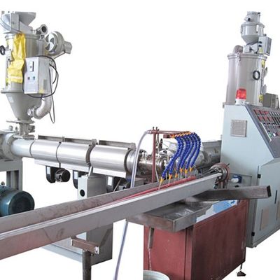 da mangueira espiral da sução do PVC de 30m tubulação plástica que faz a máquina